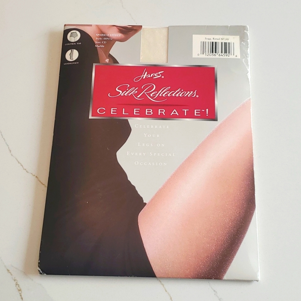 Hanes silk reflections sparkle effect cream nylons, size CD, NWT